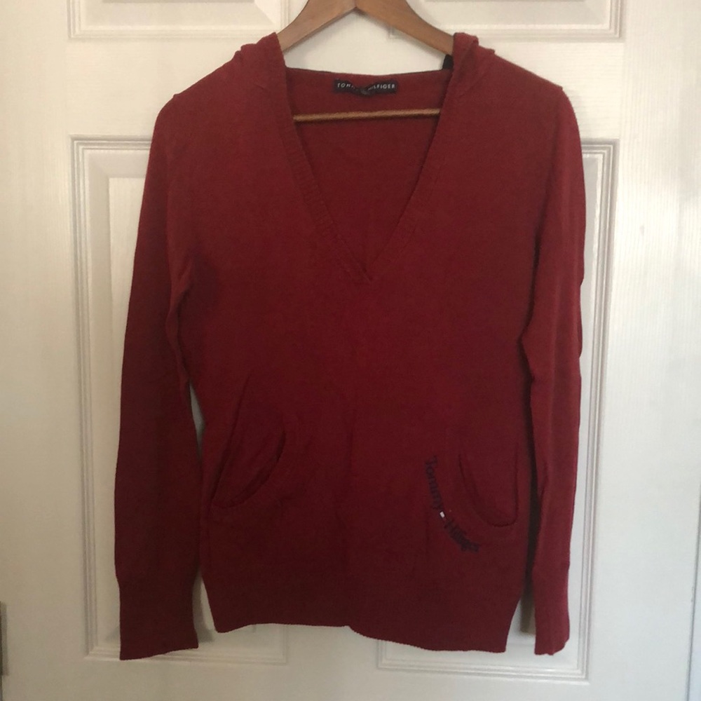 Tommy Hilfiger sweater with hood, long sleeve, size S,oxblood/ dark red colour